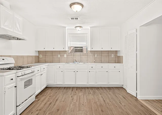 $225,000 | 14205 Stoneshire Street, Houston, TX 77060