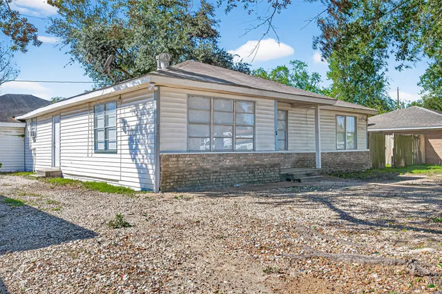 $225,000 | 14205 Stoneshire Street, Houston, TX 77060