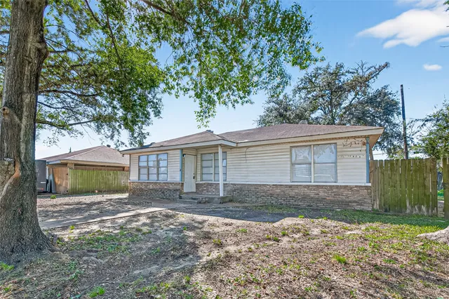 $225,000 | 14205 Stoneshire Street, Houston, TX 77060