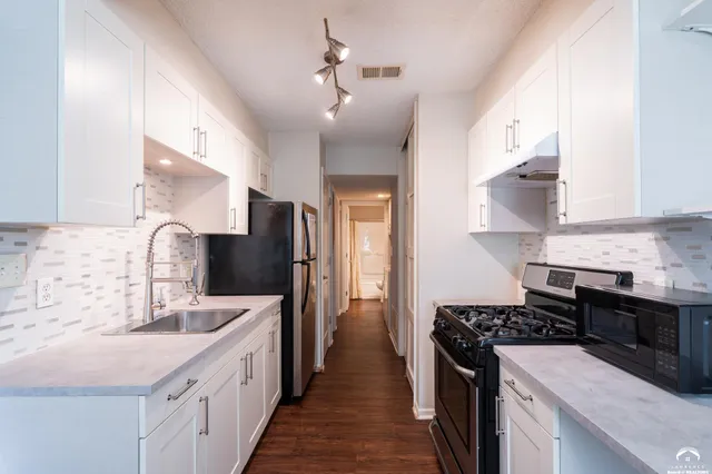 $100,000 | 255 North Michigan Street, Unit 1160, Lawrence, KS 66044