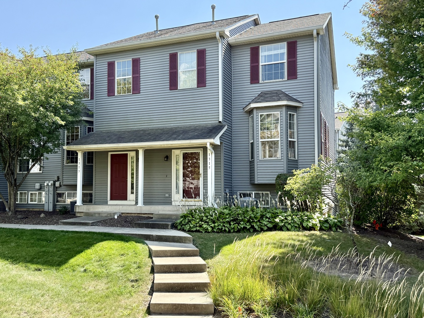 1315 Chestnut Lane Yorkville, IL 60560 - Photo 1 of 17