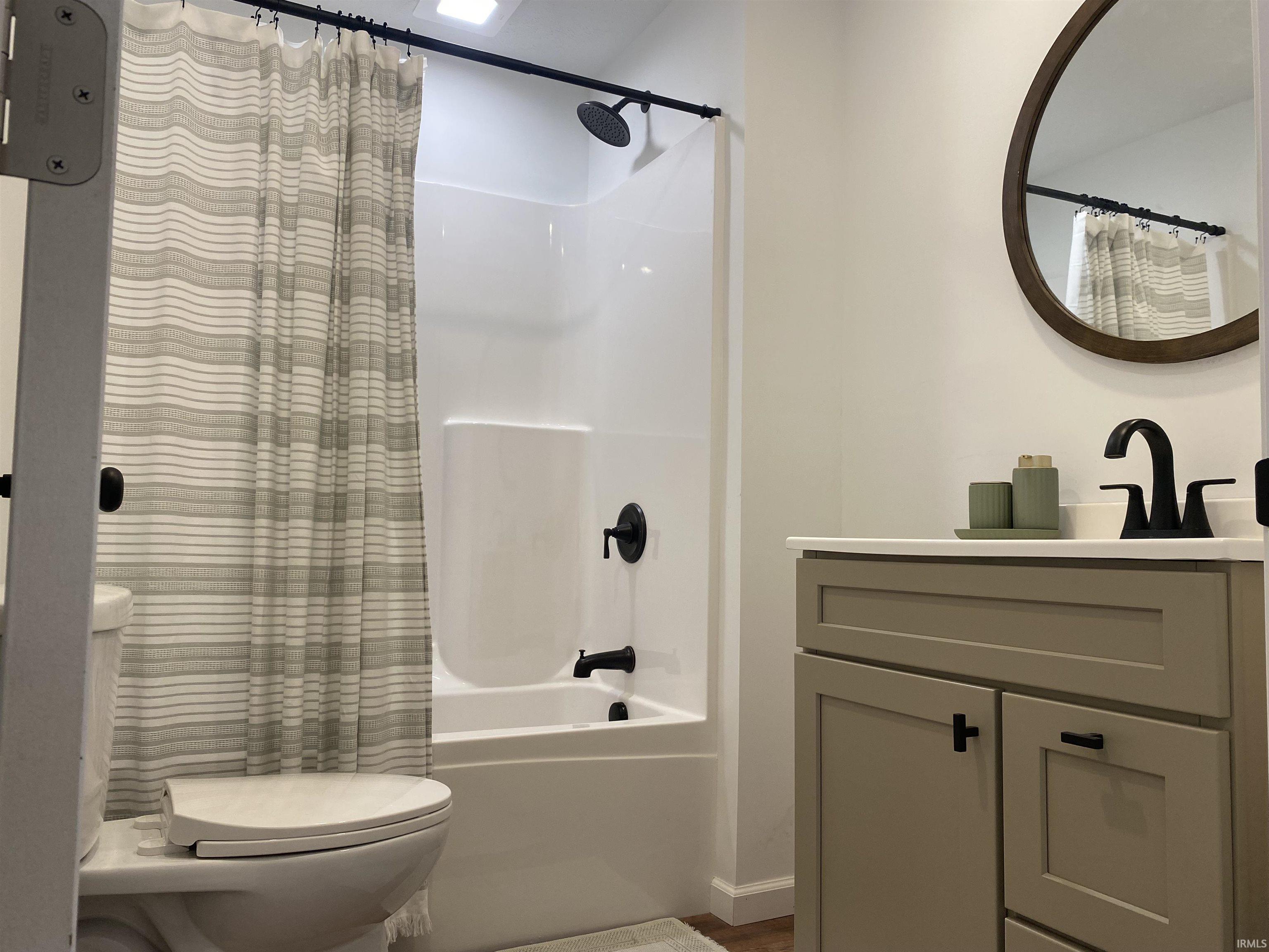 525 Madison Street Rochester, IN 46975 - Photo 10 of 22