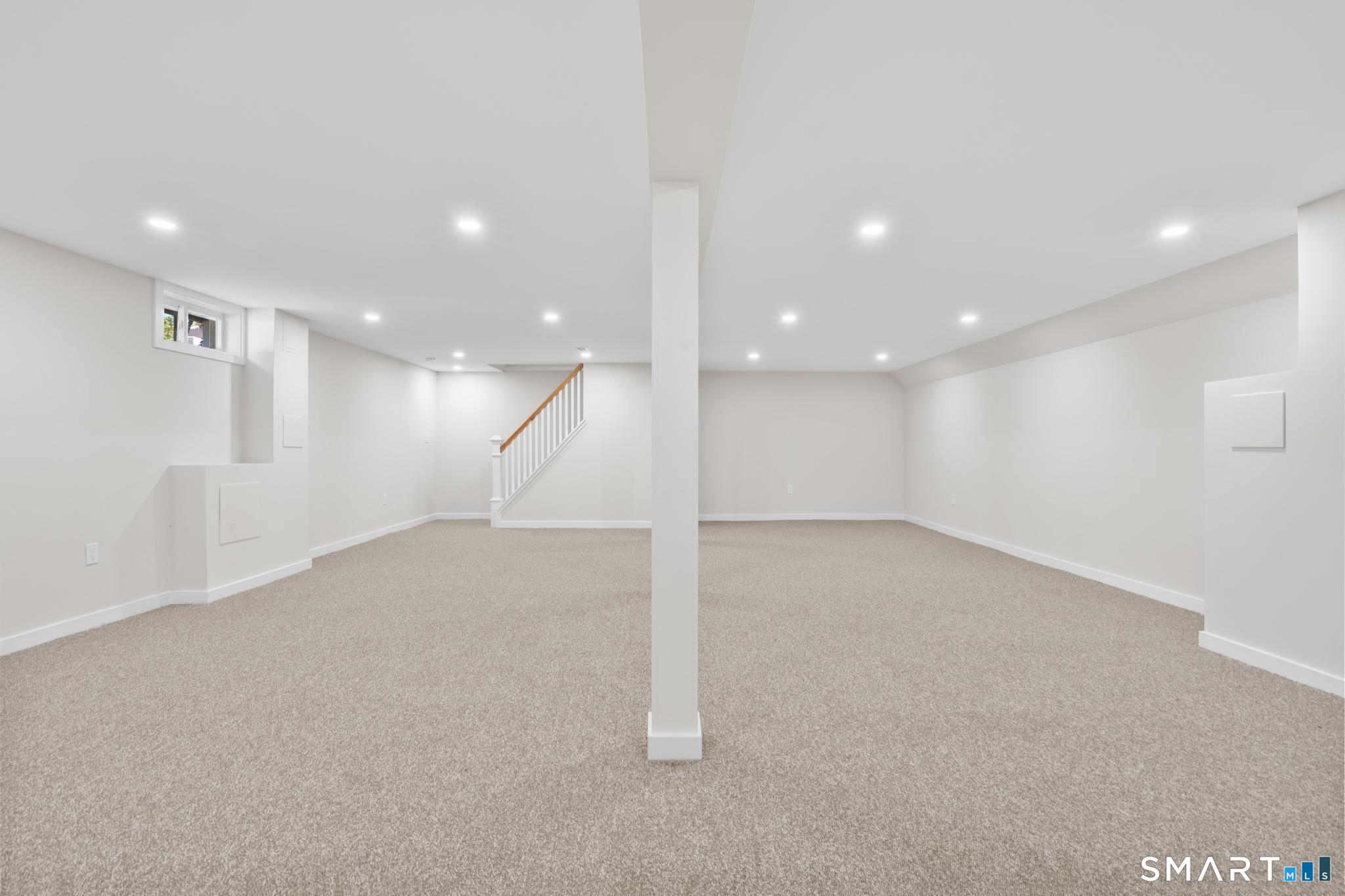 66 Northrop Road West Haven, CT 06516 - Photo 13 of 15