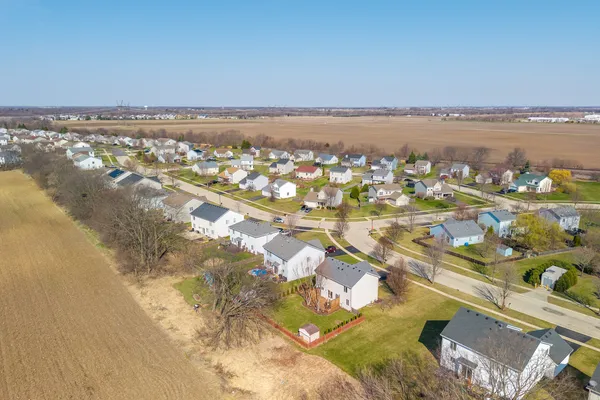 $375,000 | 3504 Boyer Lane, Plano, IL 60545