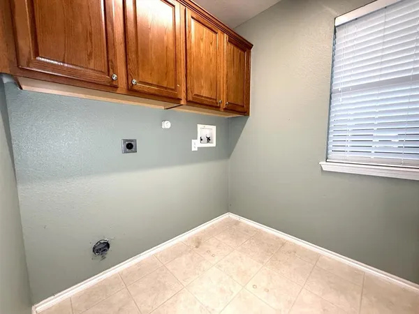 $2,450 | 1564 Bradford Trace Drive, Allen, TX 75002