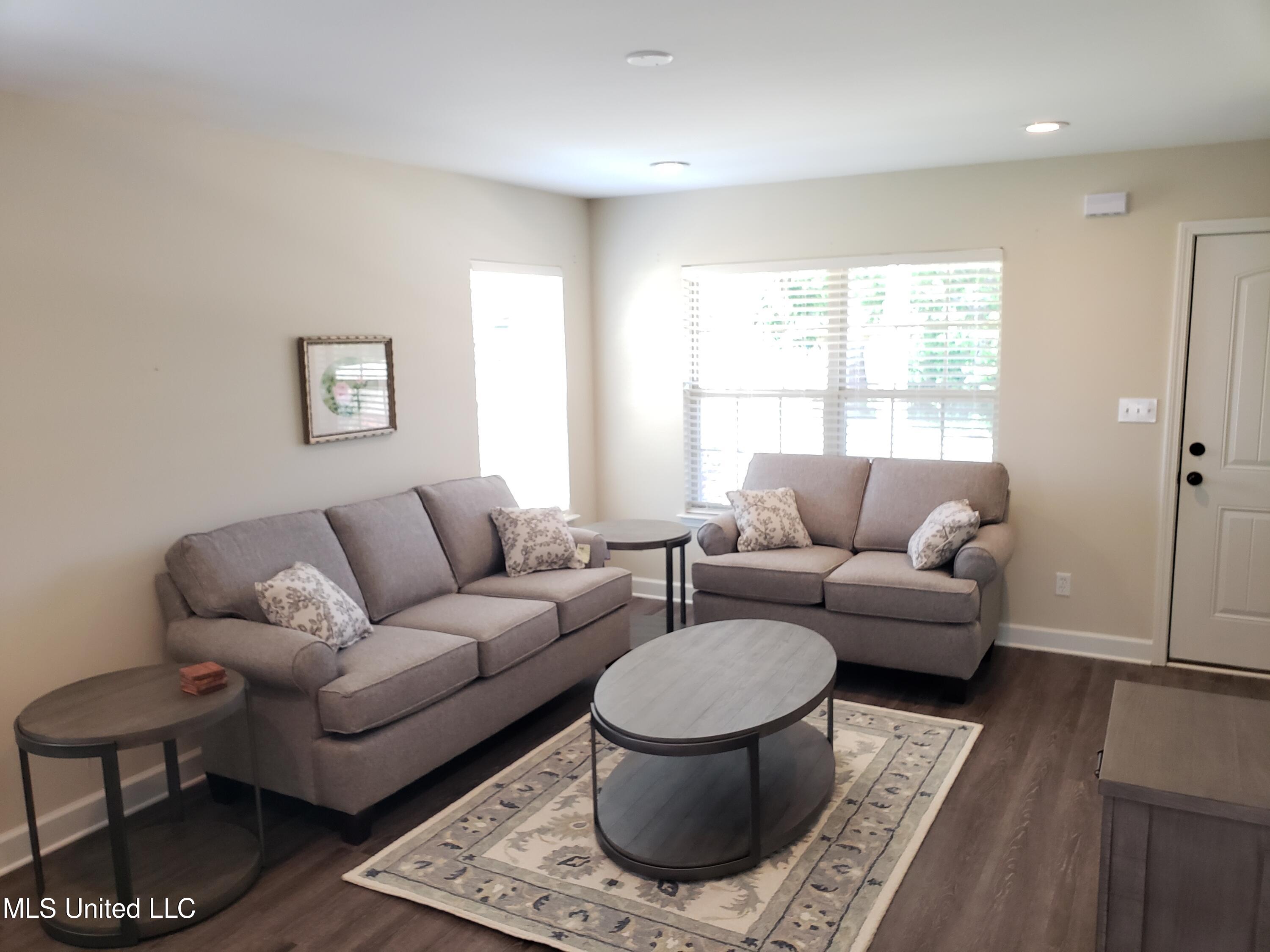 69 East Valley Street Hernando, MS 38632 - Photo 7 of 55 Great Room