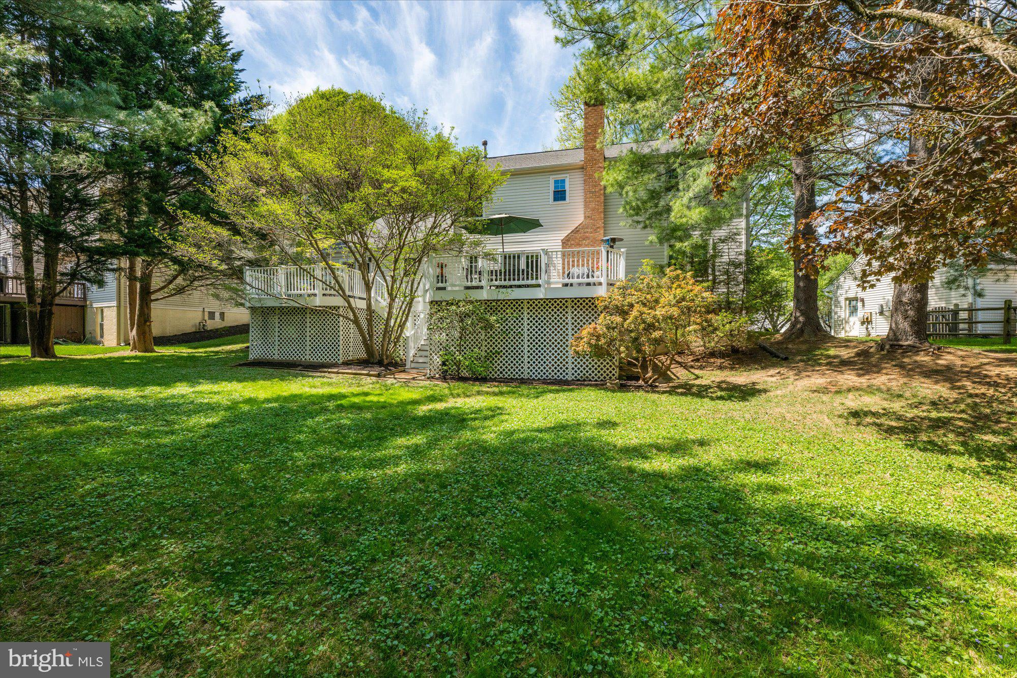 16113 Orchard Grove Road Gaithersburg, MD 20878 - Photo 2 of 31