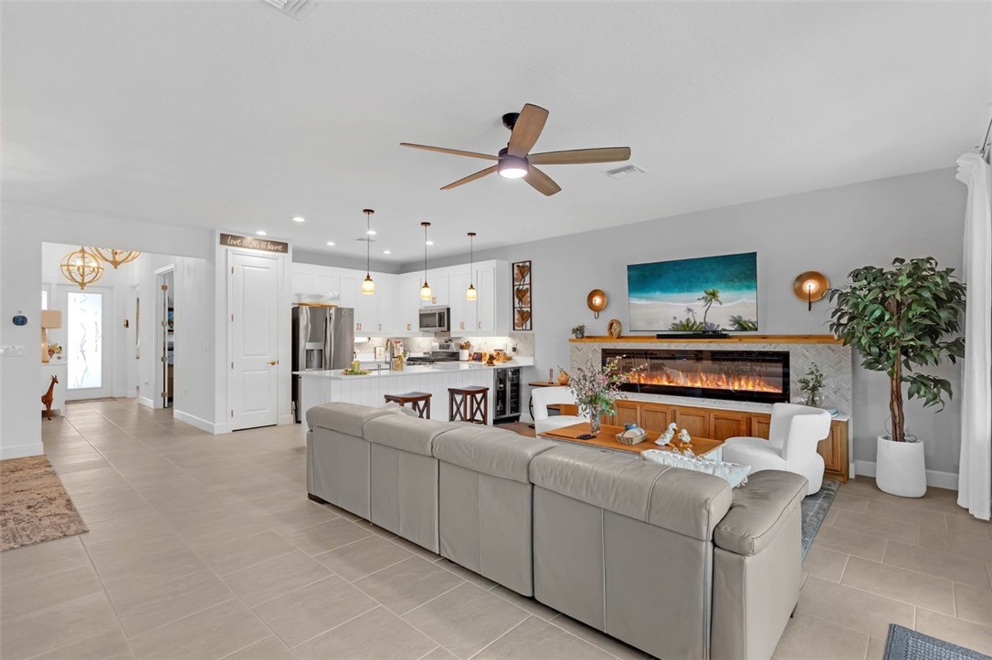 11972 Southwest Backrush Road Port St. Lucie, FL 34987 - Photo 11 of 36 Gallery Image 11