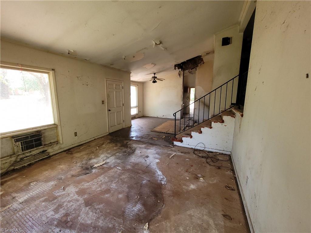 507 Shadybrook Road High Point, NC 27265 - Photo 7 of 12
