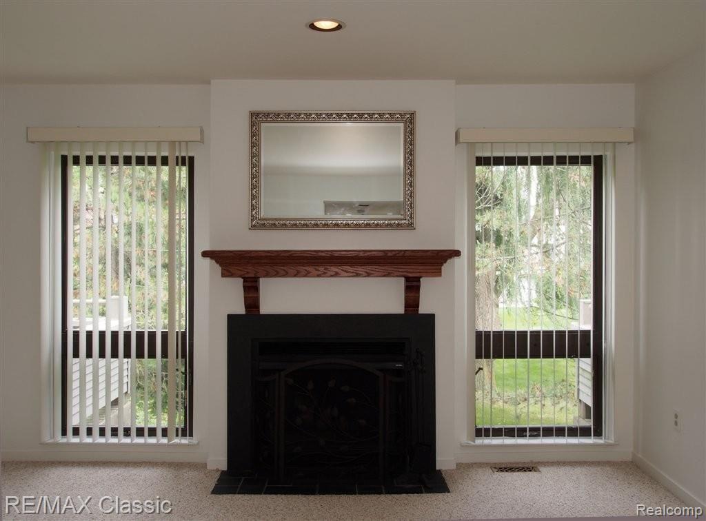 751 Eastbridge Court, Unit 99 Rochester, MI 48307 - Photo 10 of 32 024.JPG