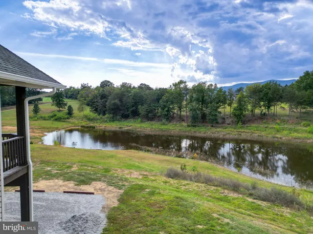 $735,000 | 385 South McDaniel Lane, Shenandoah, VA 22849