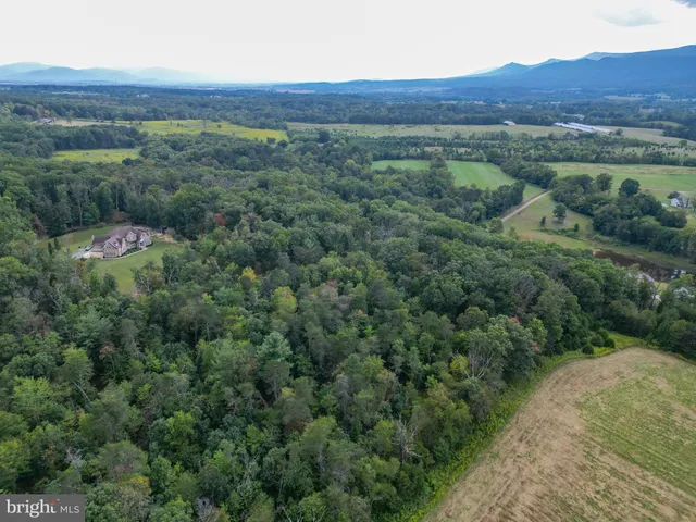 $735,000 | 385 South McDaniel Lane, Shenandoah, VA 22849