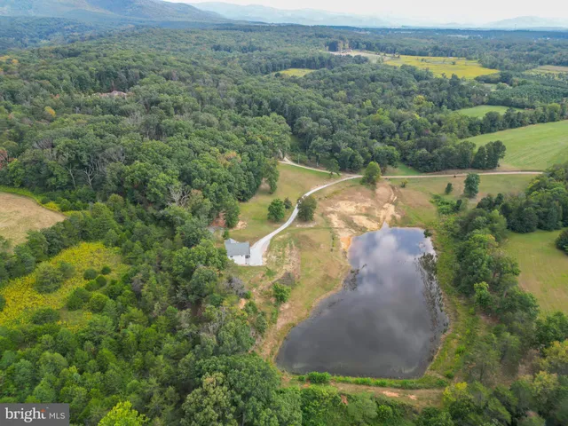 $735,000 | 385 South McDaniel Lane, Shenandoah, VA 22849