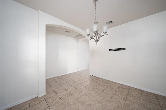 $2,500 | 19543 Otter Trail Court, Katy, TX 77449