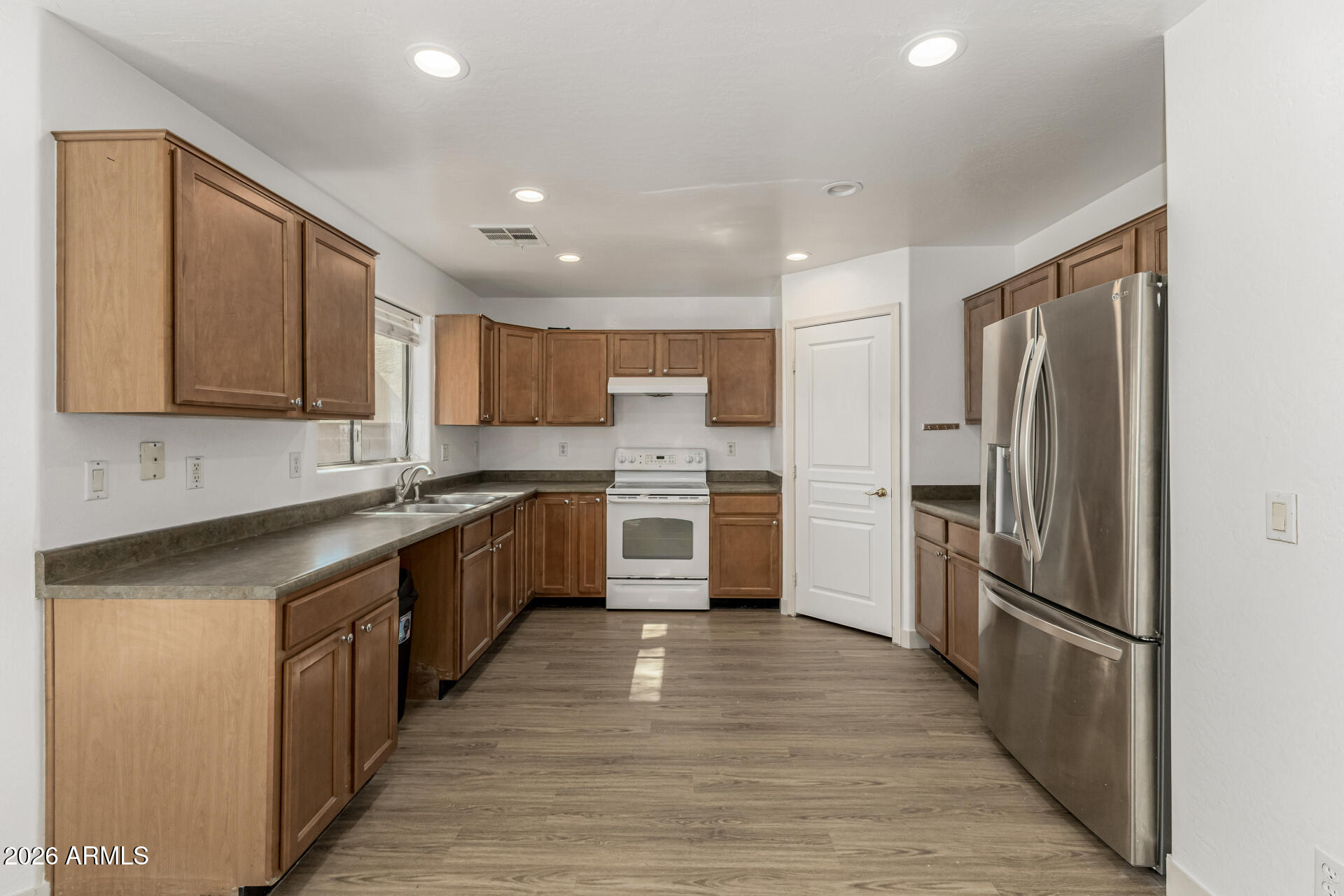 7327 West Cordes Road Phoenix, AZ 85043 - Photo 15 of 40 20 - Cordes 7327