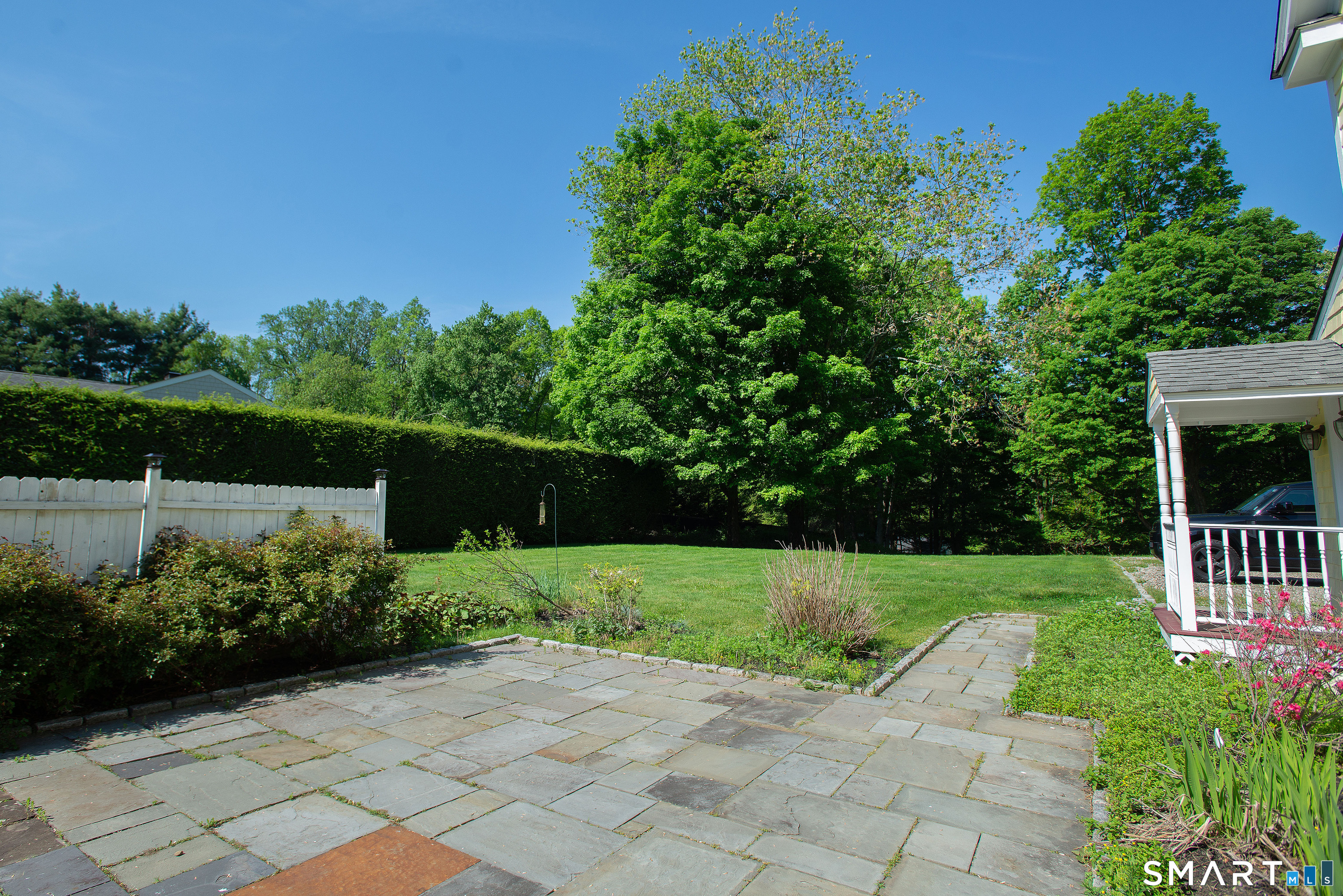 159 Barry Avenue Ridgefield, CT 06877 - Photo 9 of 39