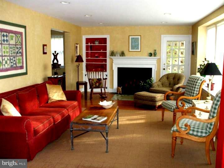 509 Williams Road Wynnewood, PA 19096 - Photo 3 of 15 Living Room
