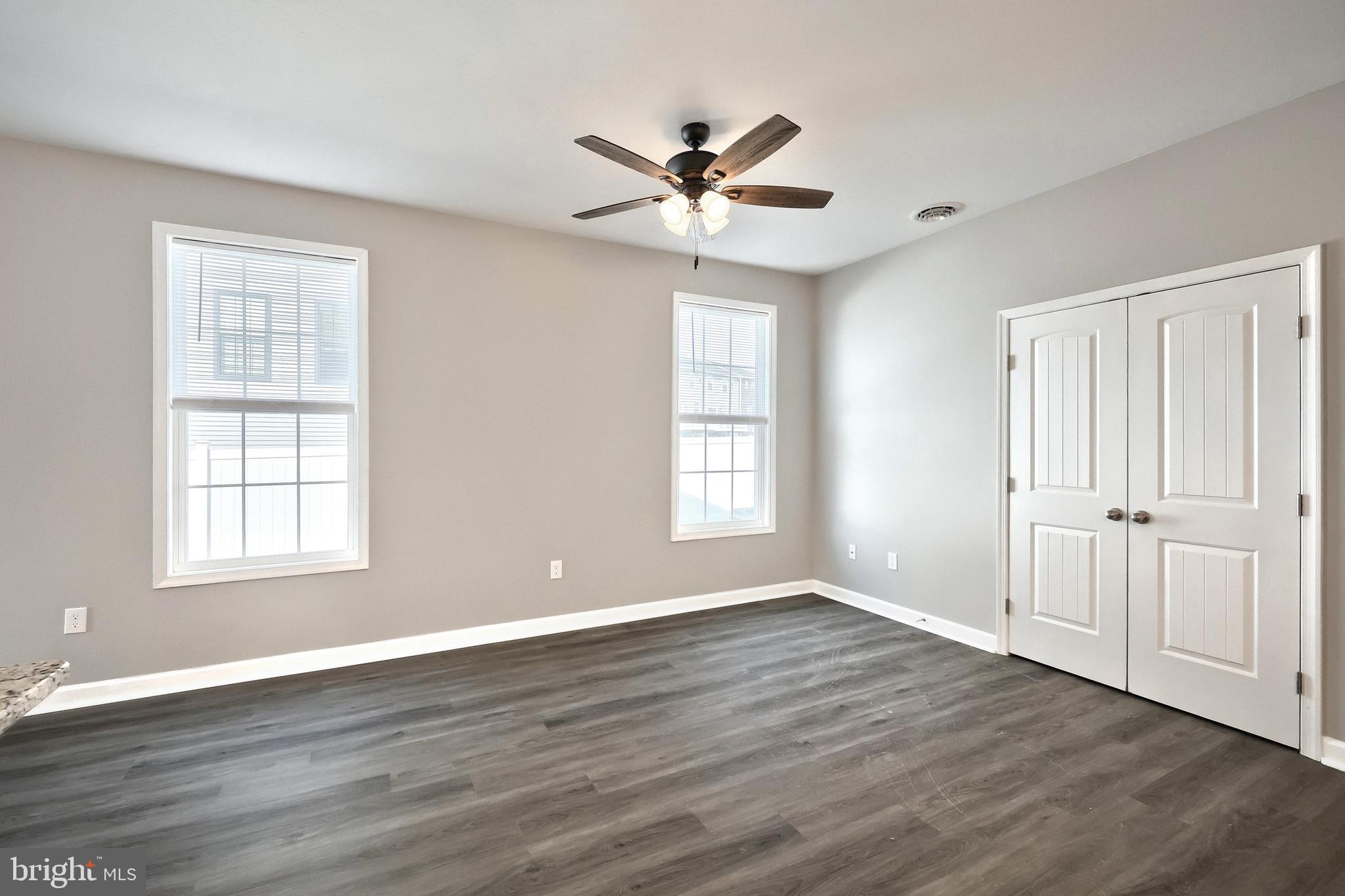 212 South Center Street Hanover, PA 17331 - Photo 19 of 36 Living Room