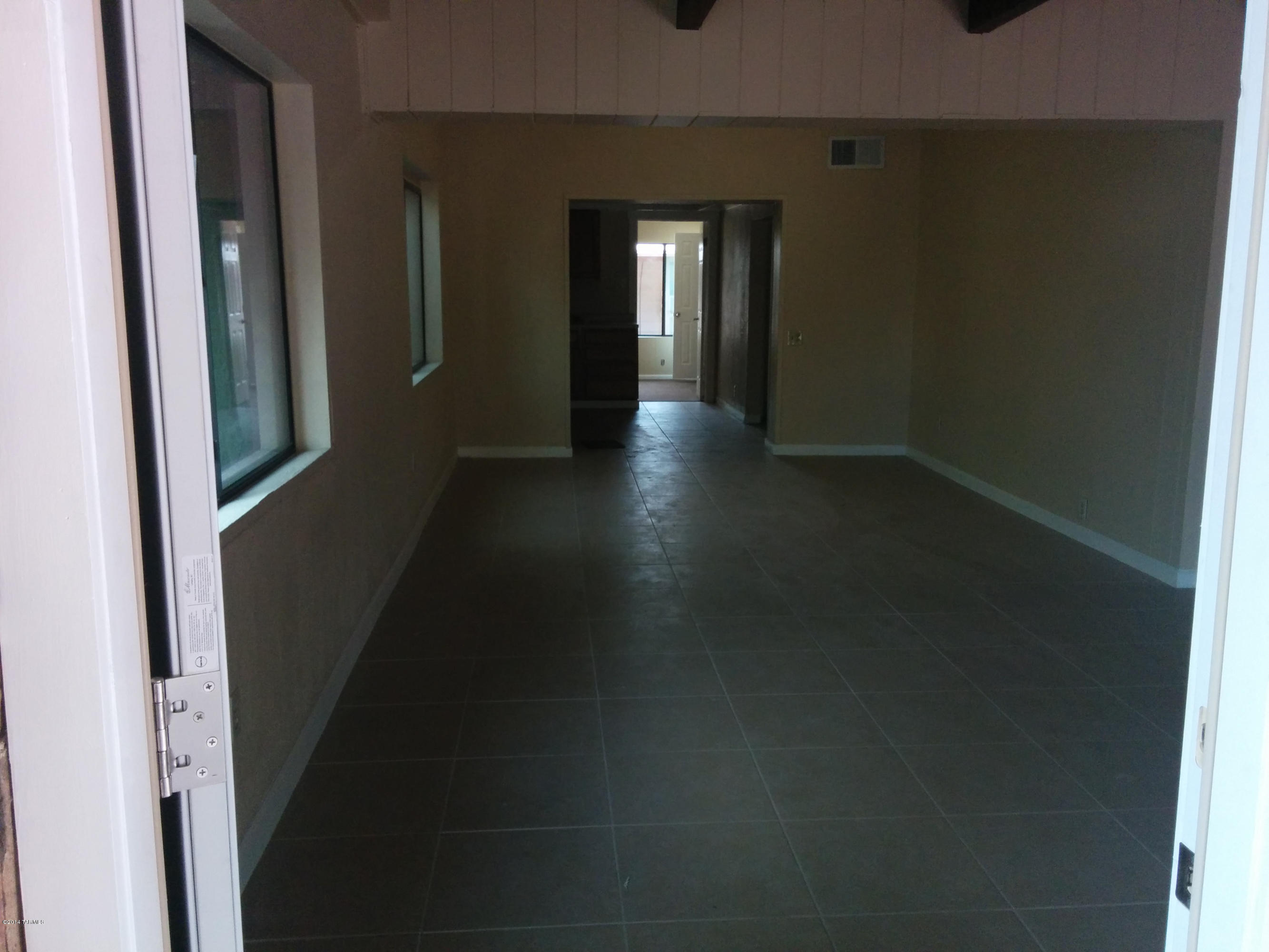 221 West Roger Road, Unit A Tucson, AZ 85705 - Photo 8 of 8