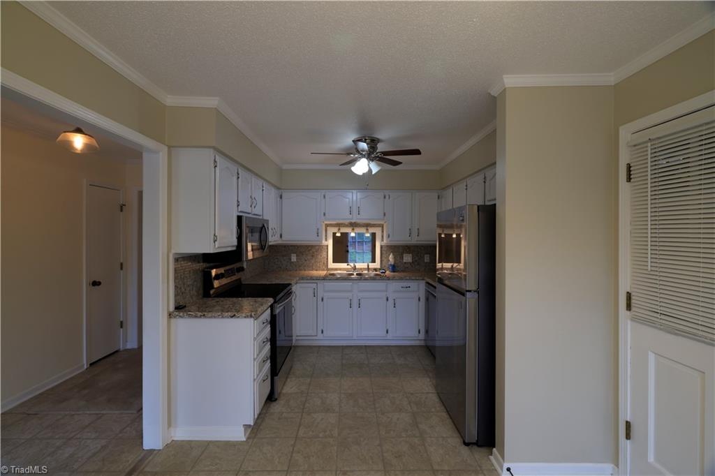 103 Briar Ridge Circle Winston-Salem, NC 27104 - Photo 20 of 25