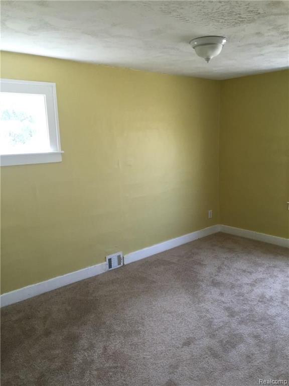 8088 Timken Avenue Warren, MI 48089 - Photo 15 of 19