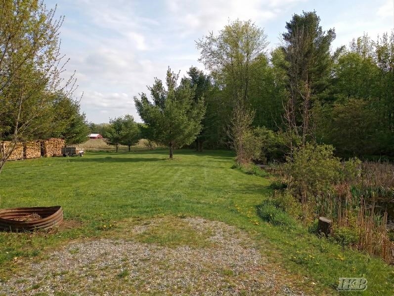 2735 Sugar River Road Gladwin, MI 48624 - Photo 3 of 17