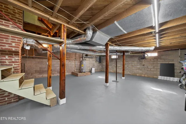 $379,900 | 6798 Cherry Creek Road, Cookeville, TN 38506