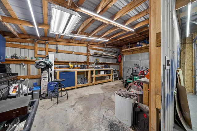 $379,900 | 6798 Cherry Creek Road, Cookeville, TN 38506