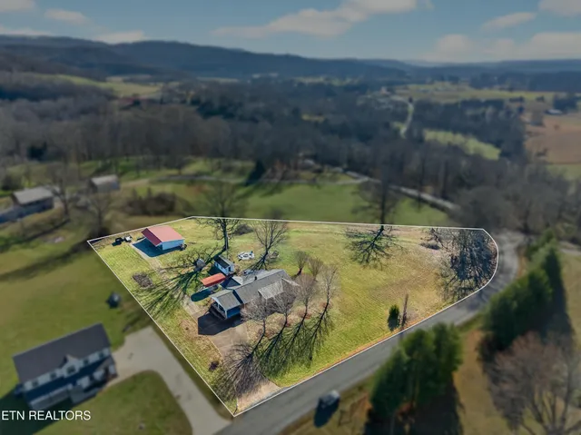 $379,900 | 6798 Cherry Creek Road, Cookeville, TN 38506