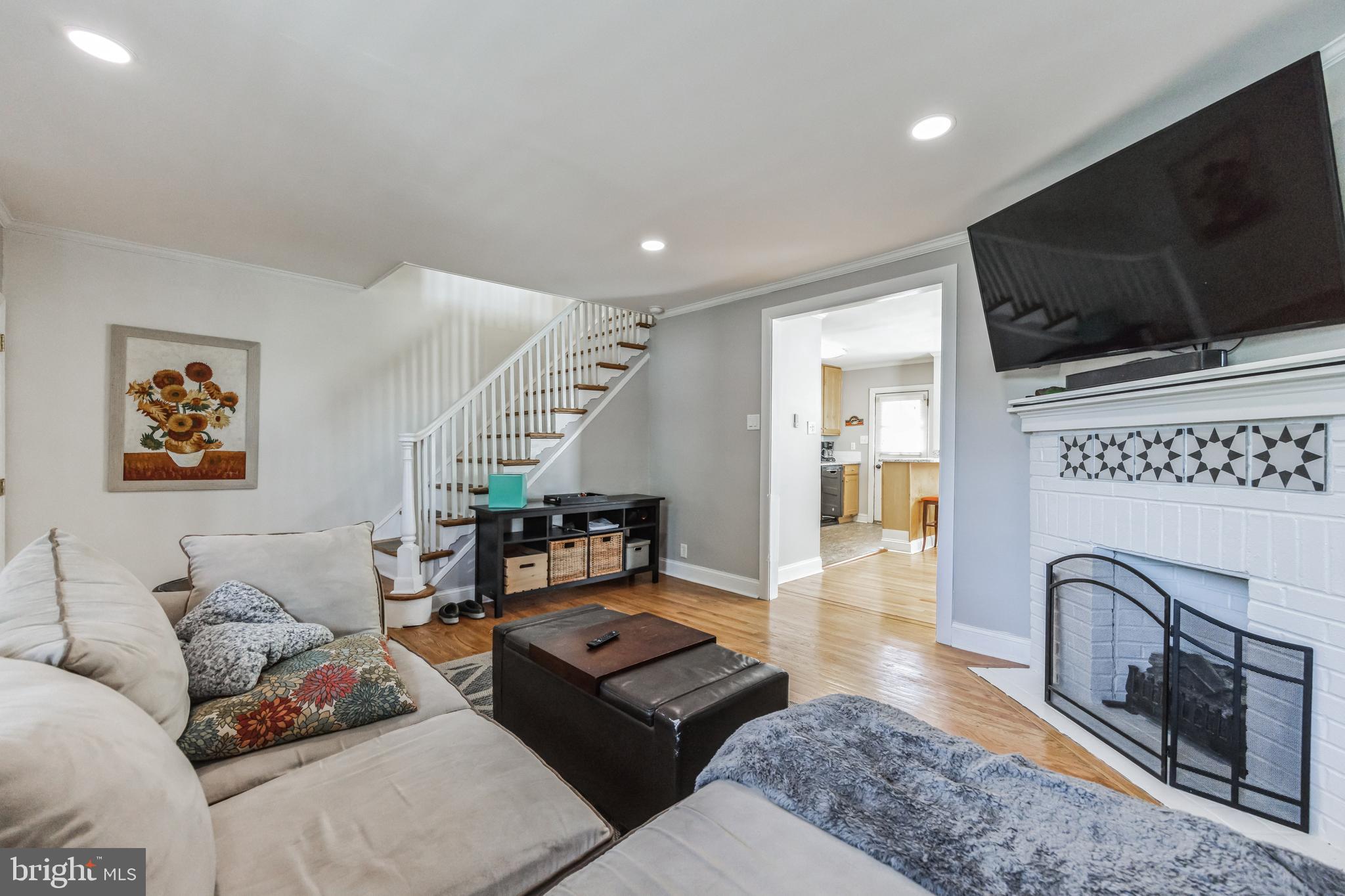 739 Humphreys Road Ardmore, PA 19003 - Photo 10 of 34 Gallery Image 10