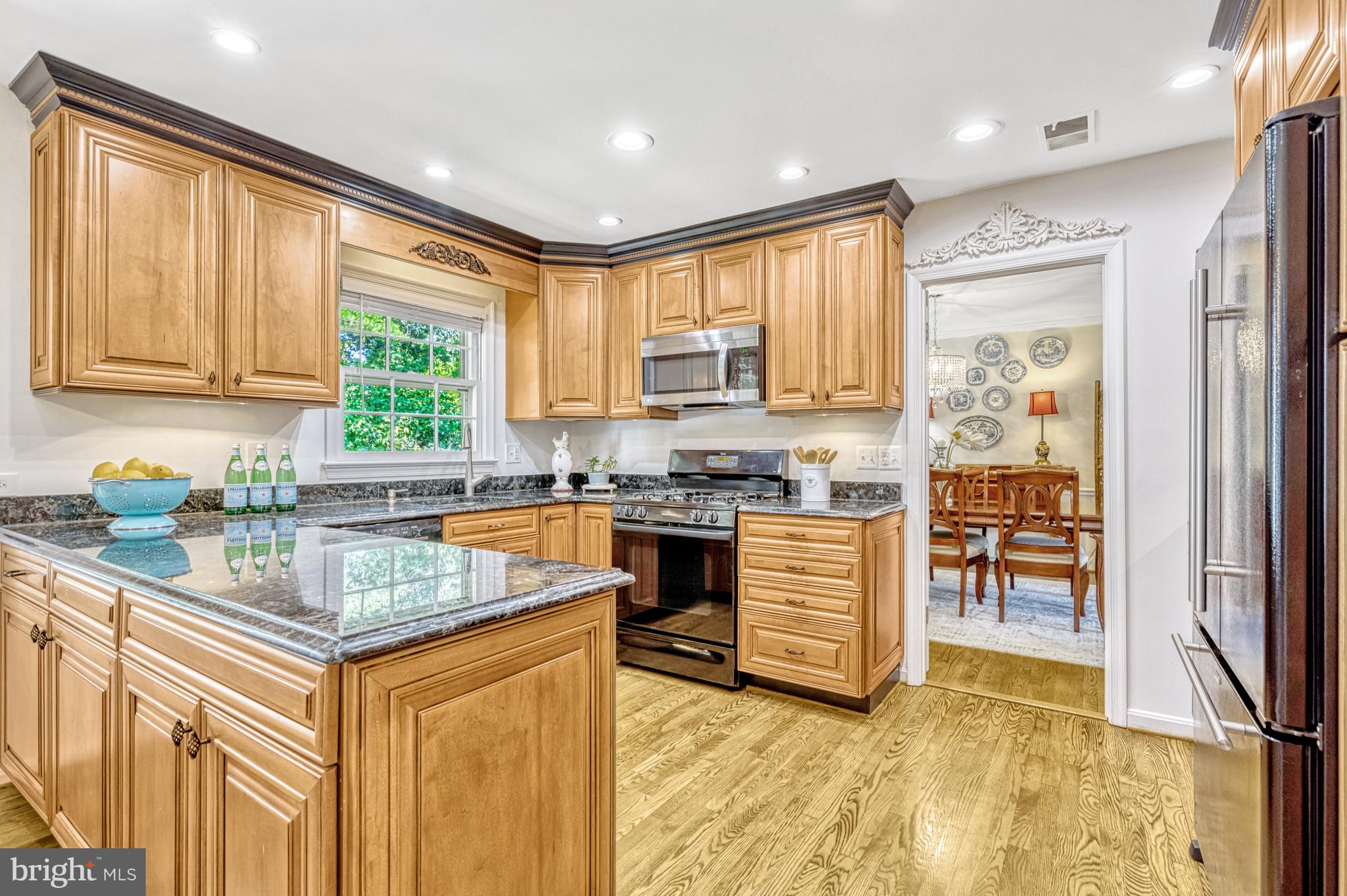 4513 Gilbertson Road Fairfax, VA 22032 - Photo 12 of 47 Granite Countertops