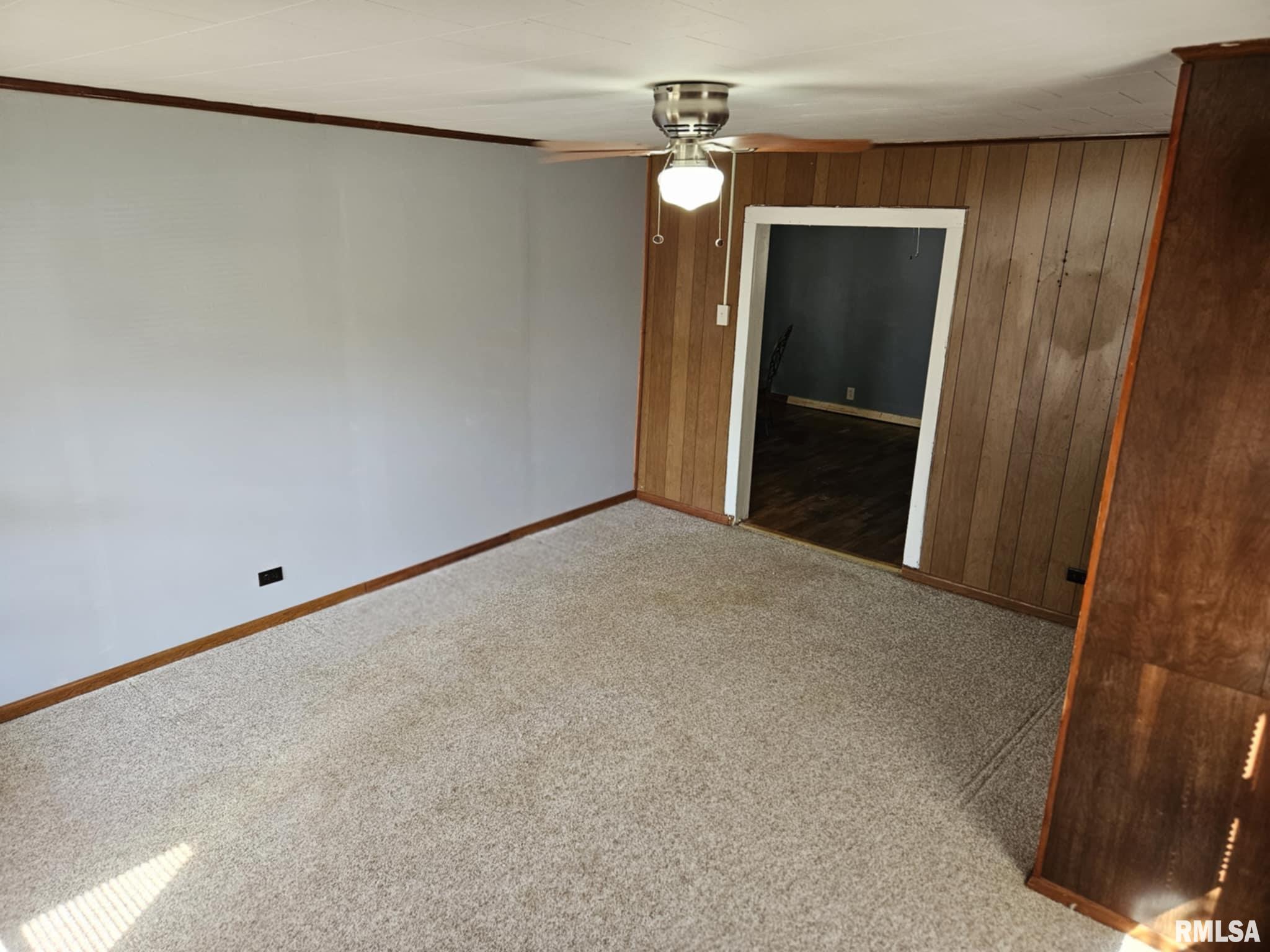 174 Clinton Street Hamburg, IL 62045 - Photo 14 of 40