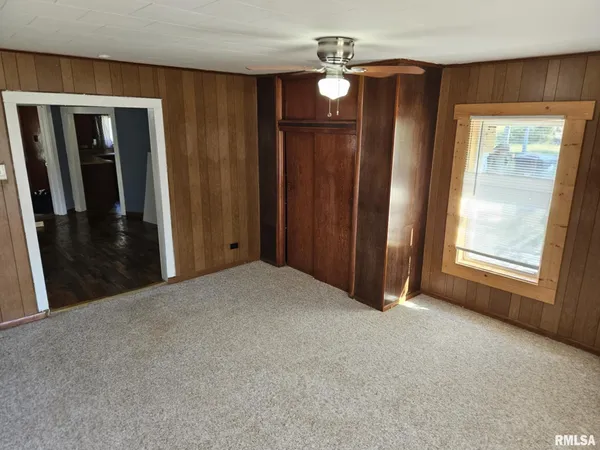 $97,000 | 174 Clinton Street, Hamburg, IL 62045