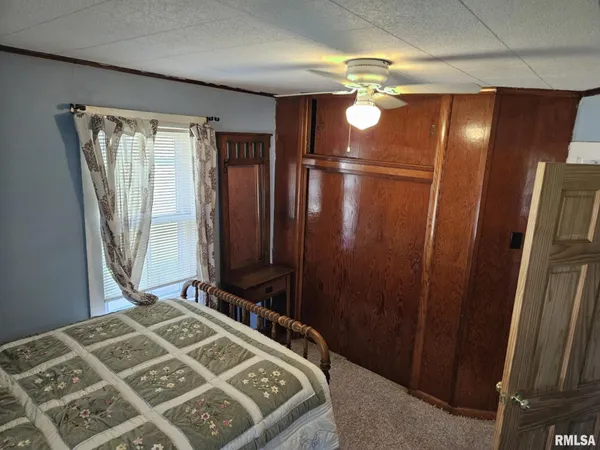 $97,000 | 174 Clinton Street, Hamburg, IL 62045