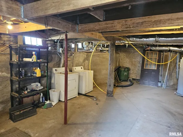 $99,000 | 174 Clinton Street, Hamburg, IL 62045