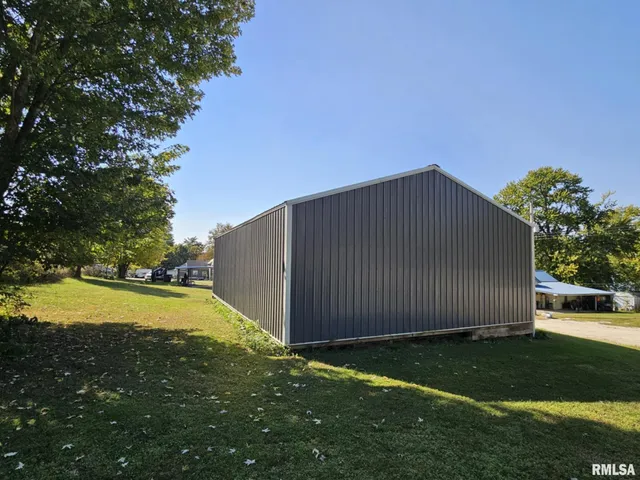 $99,000 | 174 Clinton Street, Hamburg, IL 62045