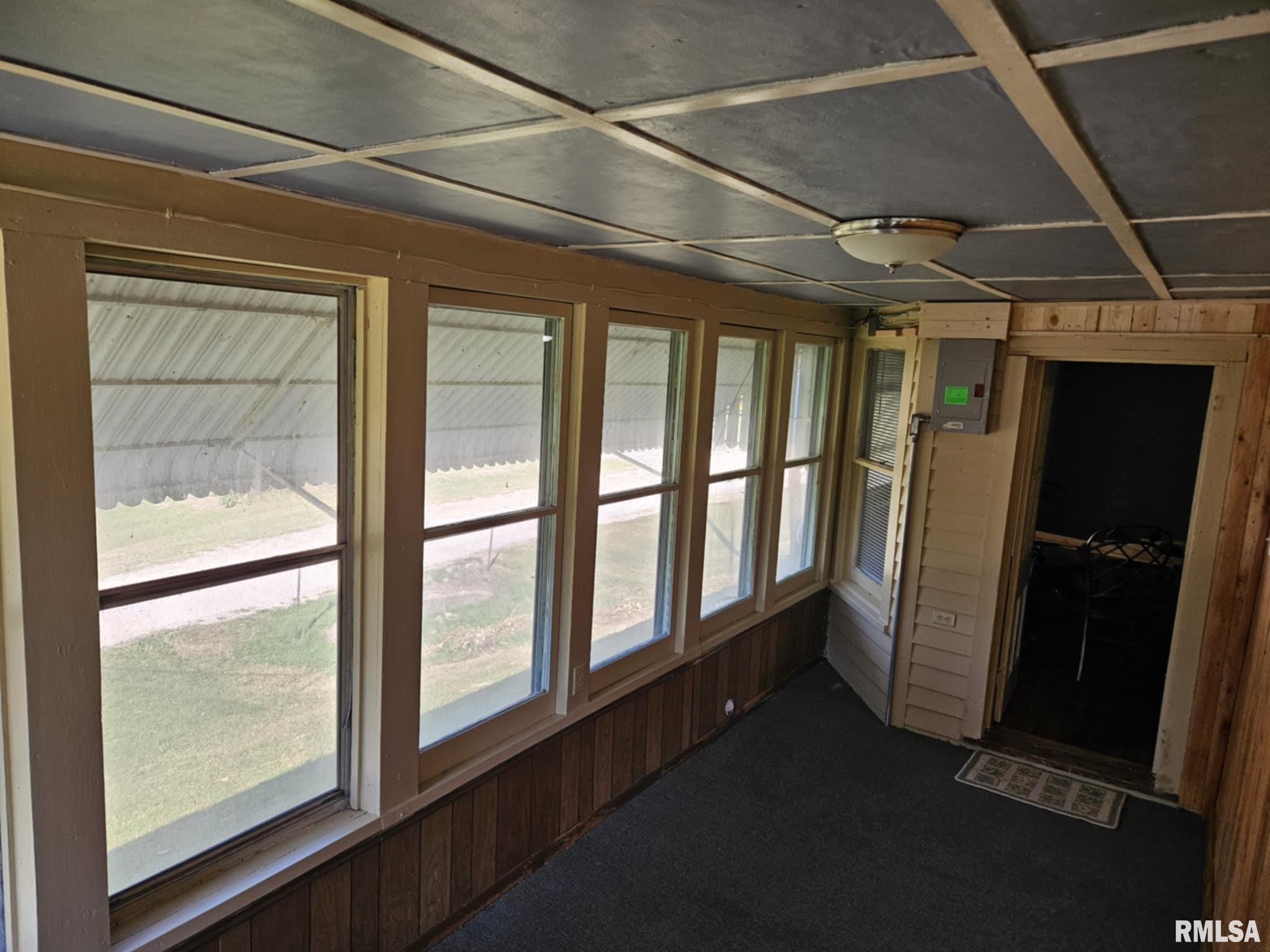 174 Clinton Street Hamburg, IL 62045 - Photo 5 of 40