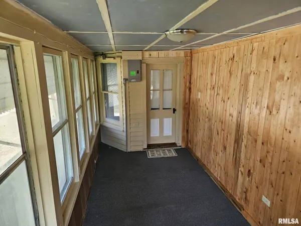 $97,000 | 174 Clinton Street, Hamburg, IL 62045