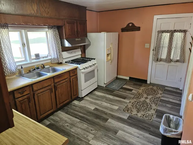 $99,000 | 174 Clinton Street, Hamburg, IL 62045