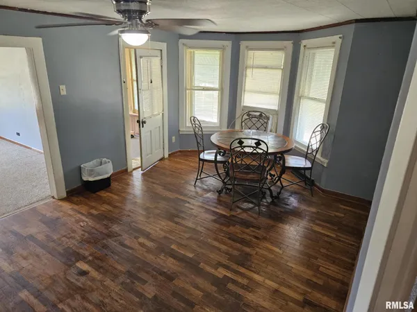 $97,000 | 174 Clinton Street, Hamburg, IL 62045