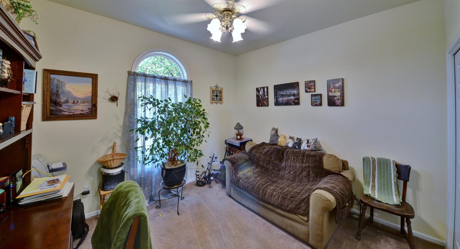 185 Keystone Way Eagle Point, OR 97524 - Photo 14 of 26 Additional Photo
