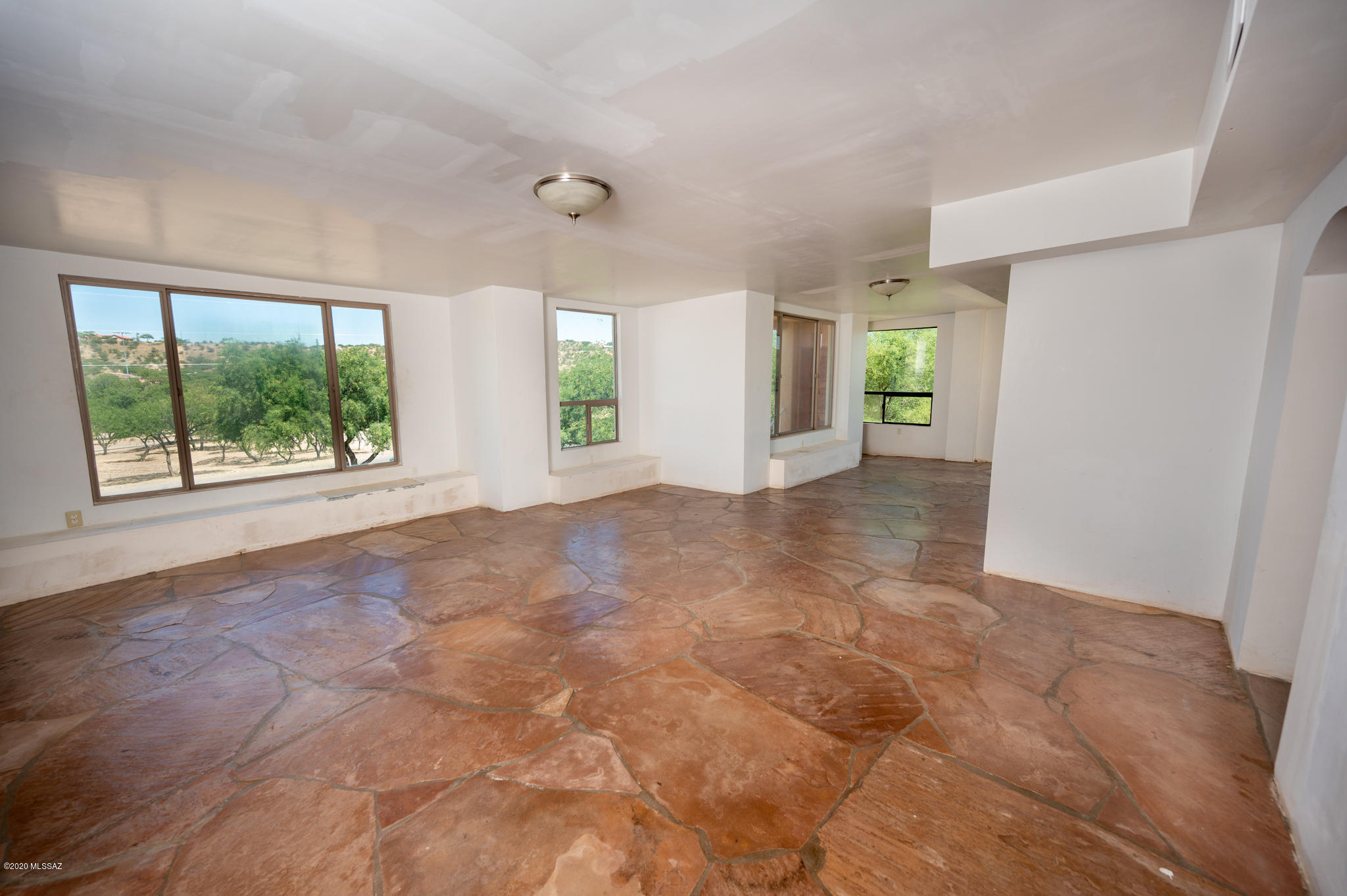 964 Calle Robalo Rio Rico, AZ 85648 - Photo 25 of 35 an empty room with windows