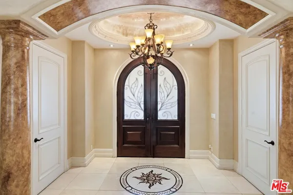 $18,495 | 2023 Parnell Avenue, Los Angeles, CA 90025