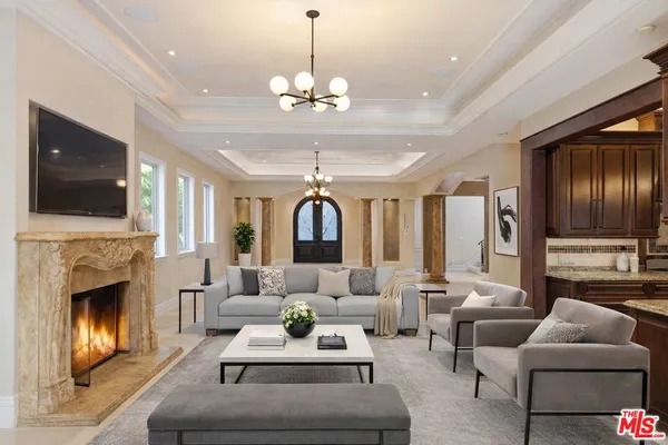 $18,495 | 2023 Parnell Avenue, Los Angeles, CA 90025