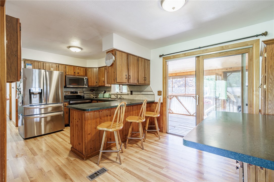 7425 Eelpot Road Naples, NY 14512 - Photo 16 of 43 Kitchen