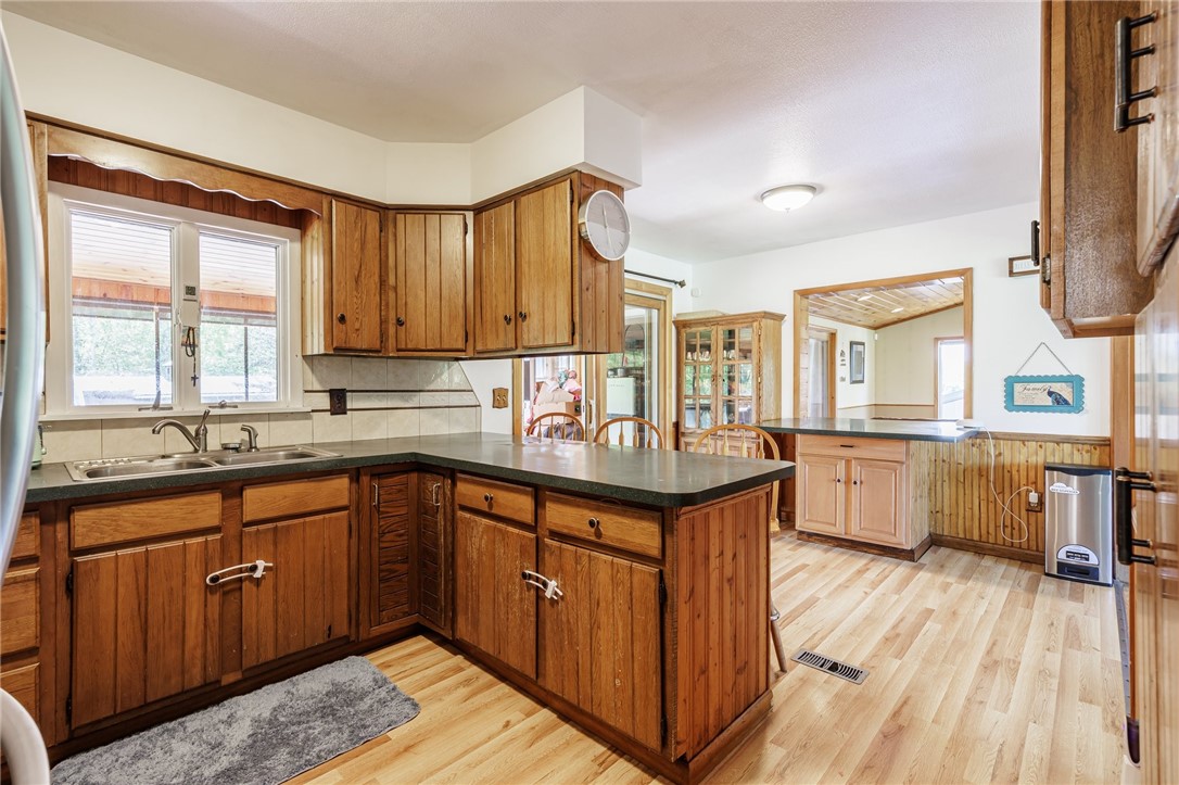 7425 Eelpot Road Naples, NY 14512 - Photo 17 of 43