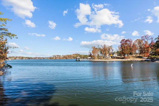 $2,195,000 | 139 Long Cove Lane, Mooresville, NC 28117