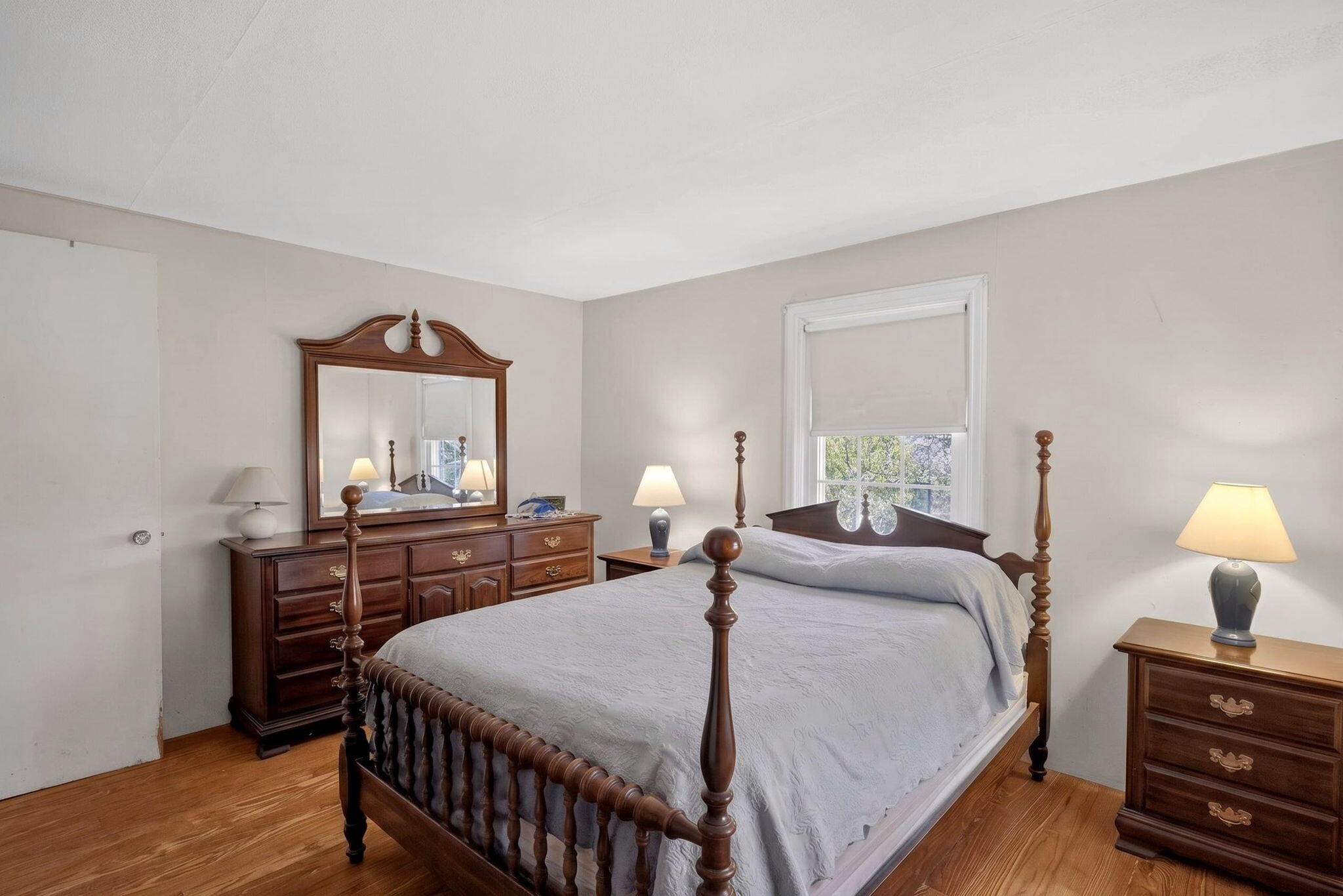 20 Fresh Brook Lane, Unit A Wellfleet, MA 02667 - Photo 11 of 35 a bed room with a bed and a television