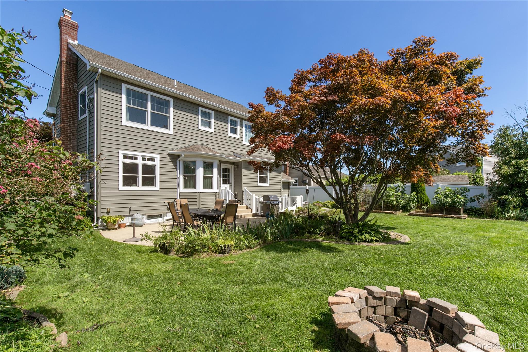 25 Bentley Road Plainview, NY 11803 - Photo 41 of 43 Gallery Image 41