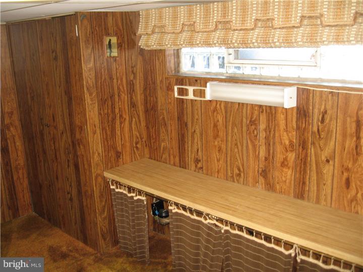 5335 Cottage Street Philadelphia, PA 19124 - Photo 15 of 22 Basement - Finished
